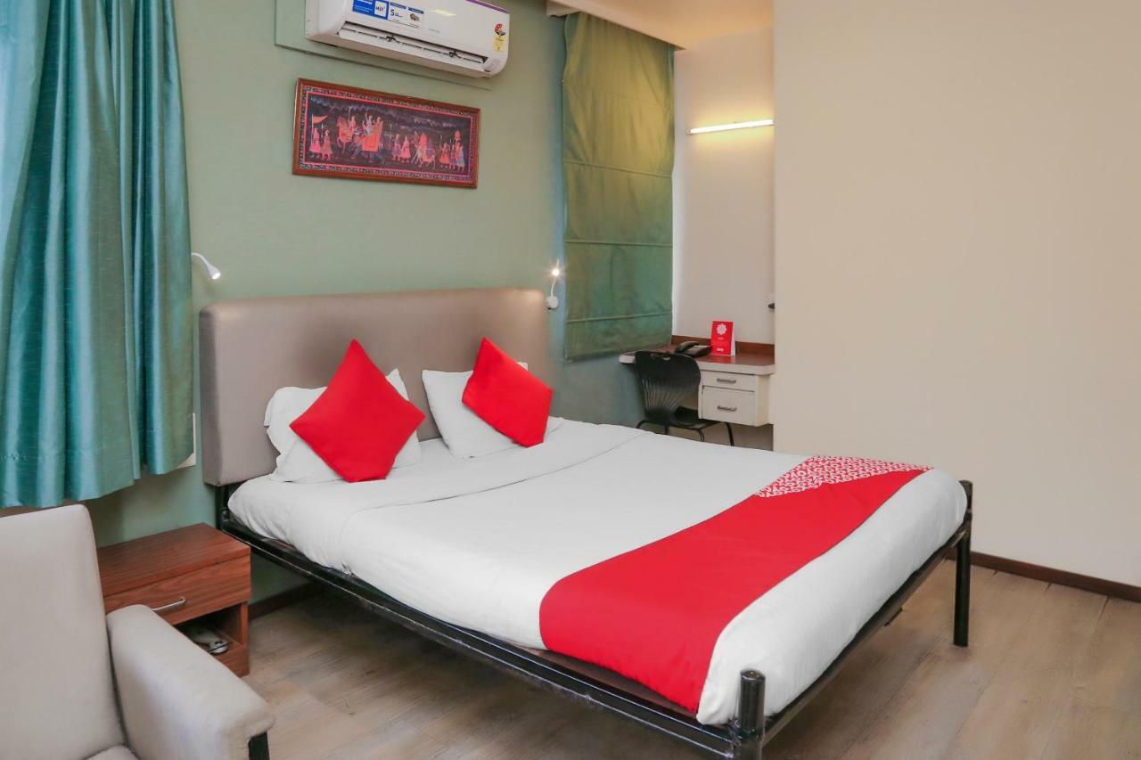 Oyo 6429 Hotel Pearl Pune Bagian luar foto